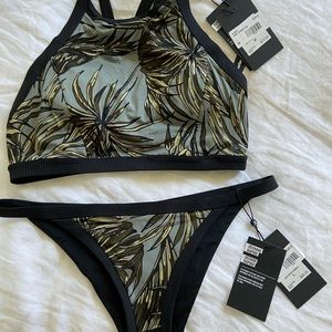 NWT Hurley bikini